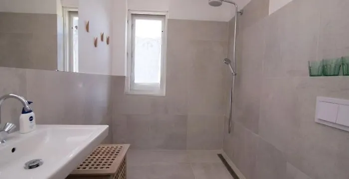 Terrace Sea View Apartman Veli Lošinj
